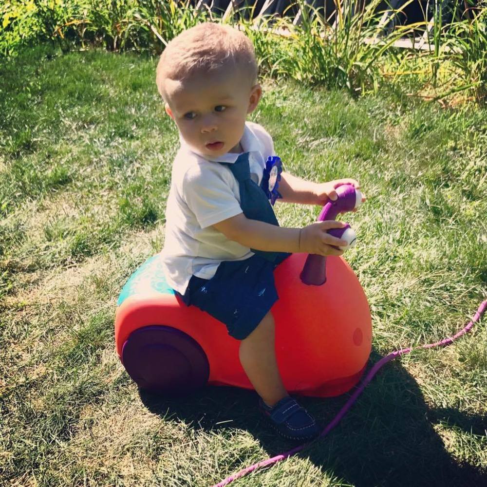 Meet your Posher, Linet